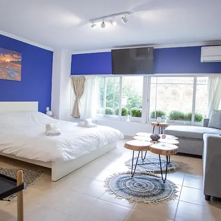 Apartment Center Small